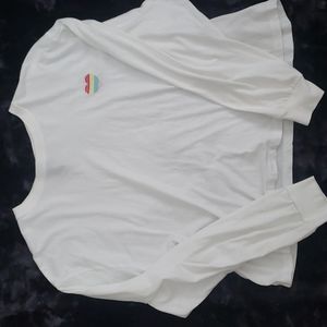 White long sleeve cropped top